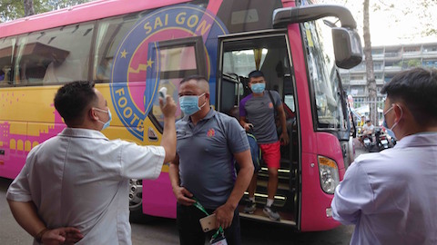 Cầu thủ Sài Gòn FC suýt bị cách ly ngay trước giờ thi đấu
